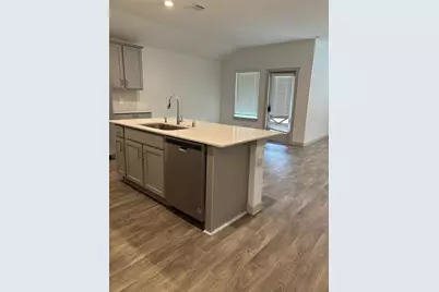 1715 Plantation Pl Place, Baytown, TX 77523 - Photo 5