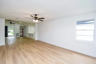 1815 Mustang Springs Dr, Missouri City, TX 77459 - Photo 17