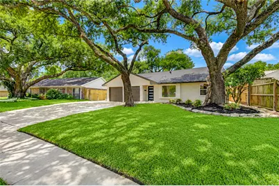 5914 Hewitt Drive, Houston, TX 77092 - Photo 29