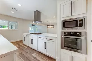 5914 Hewitt Dr, Houston, TX 77092 - Photo 15