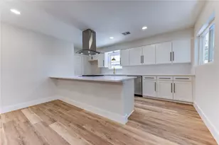 5914 Hewitt Dr, Houston, TX 77092 - Photo 11