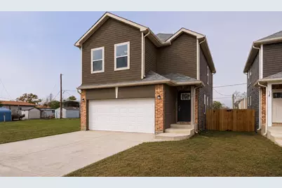 142 Egret Canal N, Baytown, TX 77523 - Photo 1