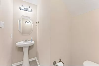 2411 Clippers Square, Houston, TX 77058 - Photo 17