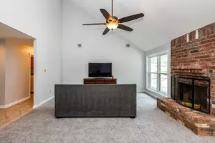 11210 Crayford Ct, Houston, TX 77065 - Photo 7