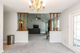11210 Crayford Ct, Houston, TX 77065 - Photo 3