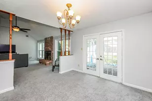 11210 Crayford Ct, Houston, TX 77065 - Photo 5