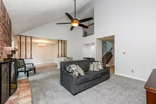 11210 Crayford Ct, Houston, TX 77065 - Photo 9