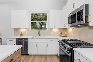 806 Schweikhardt St, Houston, TX 77020 - Photo 17
