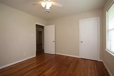 8807 Timberside Drive #4, Houston, TX 77025 - Photo 11