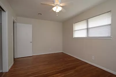 8807 Timberside Drive #4, Houston, TX 77025 - Photo 9