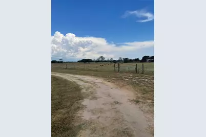 1106 County Road 180, Nada, TX 77460 - Photo 19
