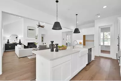 136 Grand View, Huntsville, TX 77340 - Photo 17