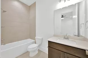 136 Grand Vw, Huntsville, TX 77340 - Photo 35