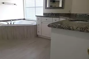 5319 Ashley Way Ct Ct, Sugar Land, TX 77479 - Photo 19