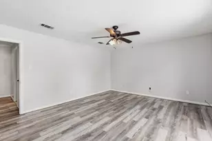 1070 Shakespeare Dr, Beaumont, TX 77706 - Photo 15