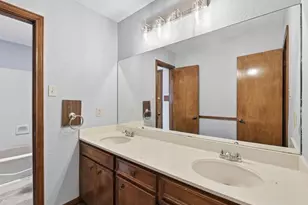 1070 Shakespeare Dr, Beaumont, TX 77706 - Photo 19