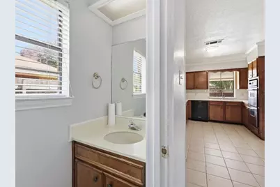 1070 Shakespeare Drive, Beaumont, TX 77706 - Photo 11