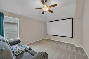 2030 Woodland Pine Ct, Conroe, TX 77384 - Photo 23