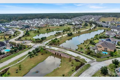 2030 Woodland Pine Court, Conroe, TX 77384 - Photo 47