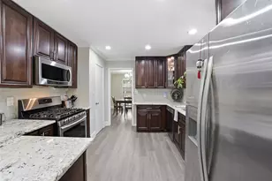 1306 Carriage Dr, Richmond, TX 77406 - Photo 11