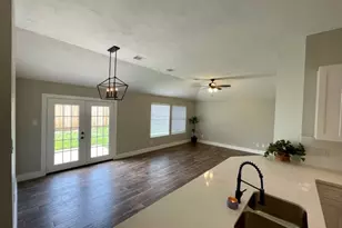 318 Old Spring Ln, Houston, TX 77015 - Photo 7