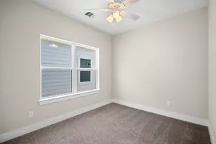 8016 Willow St, Houston, TX 77088 - Photo 15