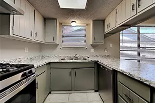 23926 Spring Day Ln, Spring, TX 77373 - Photo 3