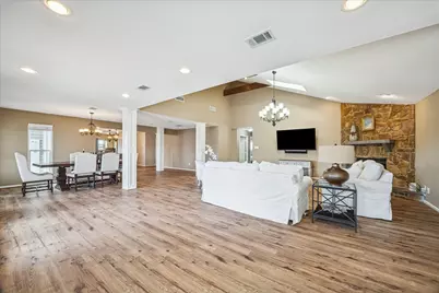 115 Bamaku Bend, Tiki Island, TX 77554 - Photo 13