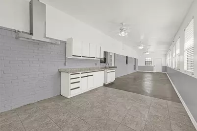 9208 Carousel Lane, Houston, TX 77080 - Photo 9