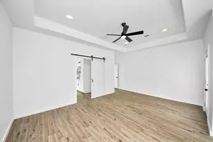953 Ringold St, Houston, TX 77088 - Photo 21