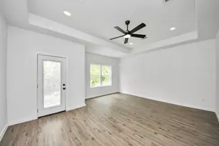 953 Ringold St, Houston, TX 77088 - Photo 23
