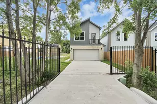 953 Ringold St, Houston, TX 77088 - Photo 43