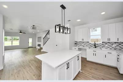 953 Ringold Street, Houston, TX 77088 - Photo 7