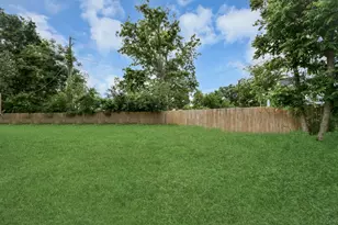 953 Ringold St, Houston, TX 77088 - Photo 39