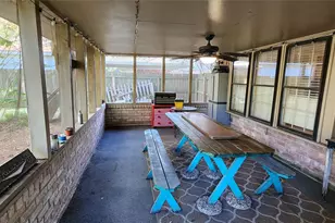27014 W Jimmy Ln, Montgomery, TX 77385 - Photo 33