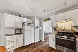 115 S Holmes St, La Porte, TX 77571 - Photo 11