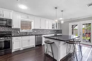 12123 Ravens Nest Ln, Houston, TX 77089 - Photo 11