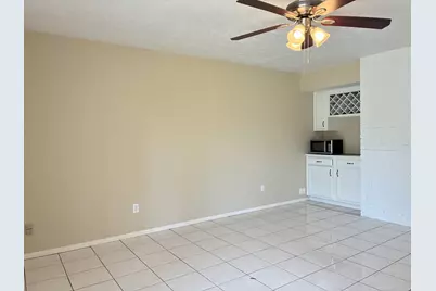 2715 Kingfisher Drive, Humble, TX 77396 - Photo 9