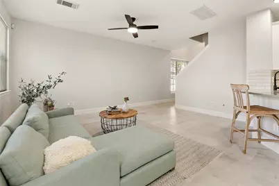 10 Scenic Brook Court, The Woodlands, TX 77382 - Photo 5