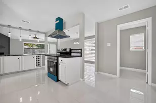 822 Shadwell Dr, Houston, TX 77062 - Photo 21