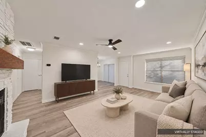 2711 Grants Lake Boulevard #42, Sugar Land, TX 77479 - Photo 7