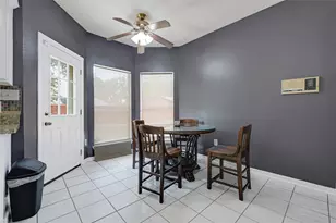 7107 Seminole St, Baytown, TX 77521 - Photo 11