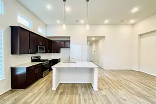 217 Cambria Green Ln, Katy, TX 77493 - Photo 9