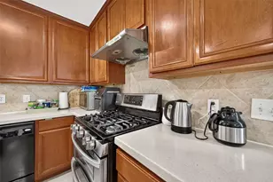 9103 Ferndale View Dr, Houston, TX 77064 - Photo 23