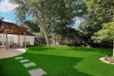 15 Carriage Pines Court, The Woodlands, TX 77381 - Photo 13