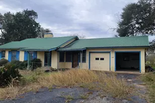 1105 Clipson Rd, Eagle Lake, TX 77434 - Photo 9