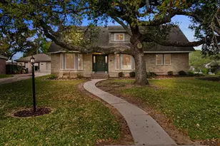 15431 Wandering Trail, Friendswood, TX 77546 - Photo 1