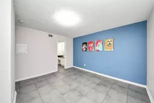 2750 Holly Hall St, Houston, TX 77054 - Photo 35