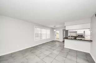 2750 Holly Hall St, Houston, TX 77054 - Photo 5
