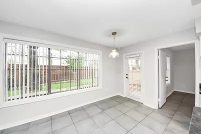 2750 Holly Hall Street #911, Houston, TX 77054 - Photo 11
